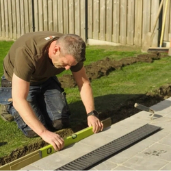 Stabilisé leggen in de sleuf