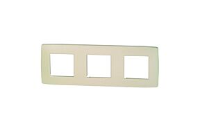 NIKO "Cream" drievoudige afdekplaat horizontaal 71 mm
