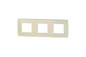 NIKO "Cream" drievoudige afdekplaat horizontaal 71 mm