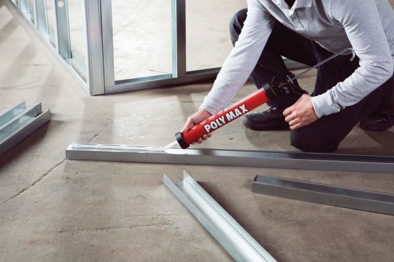 Schroefloze montage van metalstud wanden